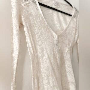 Intimately Free People Top Small